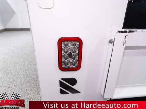 Used 2023 Ford F250 XL w/ XL Chrome Package RWD image 9