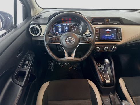 Used 2020 Nissan Versa SV image 17