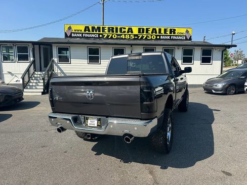 Used 2019 RAM 1500 Big Horn RWD image 9