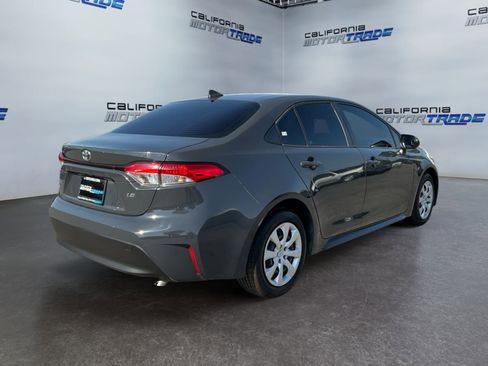 Used 2023 Toyota Corolla LE FWD image 5