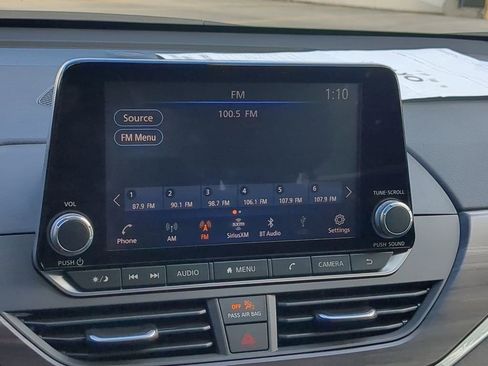 Certified 2025 Nissan Altima 2.5 SV image 17