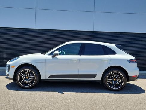 Certified 2021 Porsche Macan AWD/4WD image 2