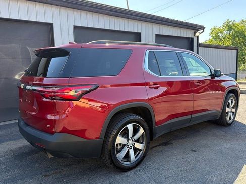 Used 2023 Chevrolet Traverse LT w/ LT Premium Package AWD/4WD image 26