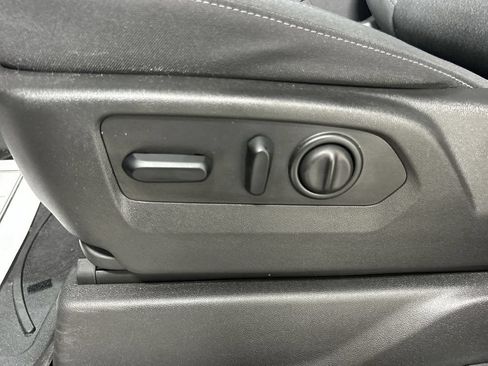 Used 2021 Chevrolet Silverado 1500 RST AWD/4WD image 10