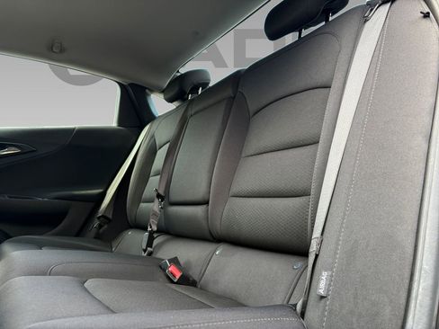 Used 2025 Chevrolet Malibu LT image 5