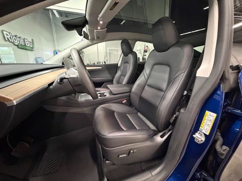 Used 2023 Tesla Model Y Long Range AWD/4WD image 9