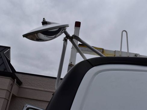 Used 2018 GMC Savana 2500 w/ Communications Package image 39