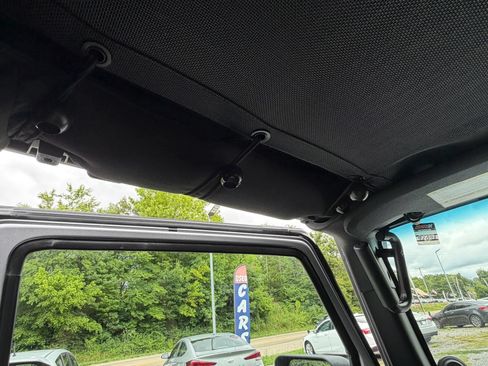 Used 2014 Jeep Wrangler Sport w/ Quick Order Package 23S AWD/4WD image 26