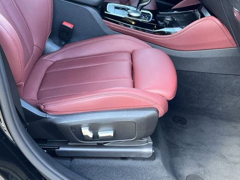 Used 2023 BMW X4 xDrive30i w/ Premium Package image 31