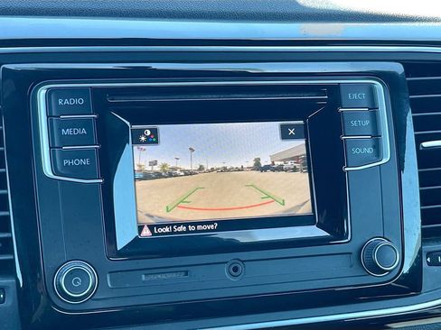 Used 2018 Volkswagen Beetle 2.0T S FWD image 13