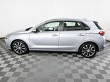Used 2020 Hyundai Elantra GT image 2