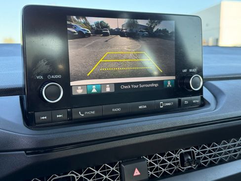 Used 2025 Honda Accord SE image 22