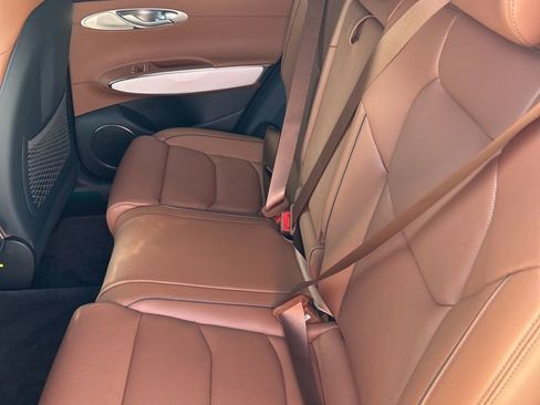 New 2026 Genesis GV70 2.5T Advanced AWD/4WD image 10