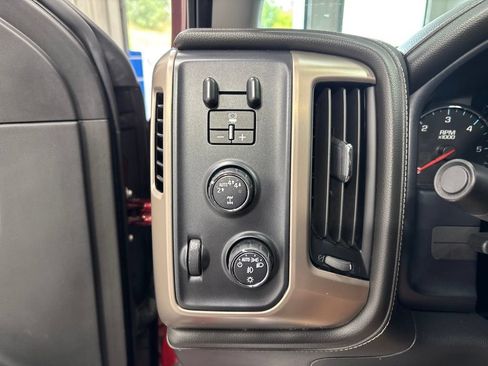 Used 2018 GMC Sierra 1500 Denali w/ Denali Ultimate Package AWD/4WD image 34