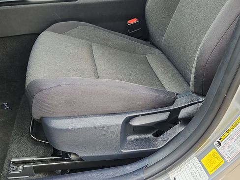 Used 2025 Toyota Camry LE image 14