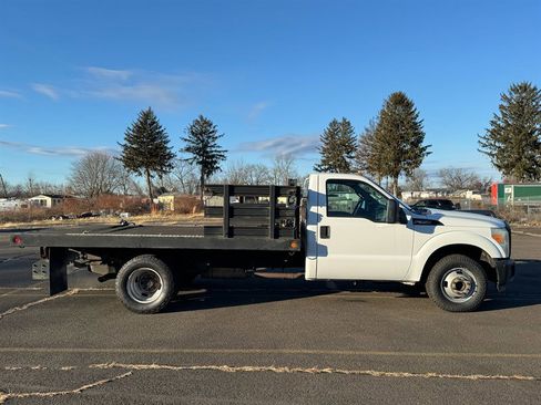 Used 2011 Ford F350 XL image 2