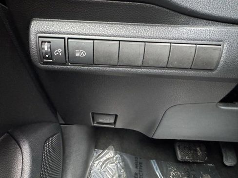 Certified 2023 Toyota Corolla LE image 23