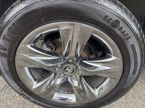 Used 2017 Toyota Highlander Limited Platinum w/ Protection Package #3 AWD/4WD image 9