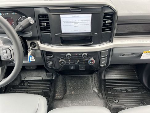 New 2026 Ford F250 XL w/ XL Chrome Package image 14