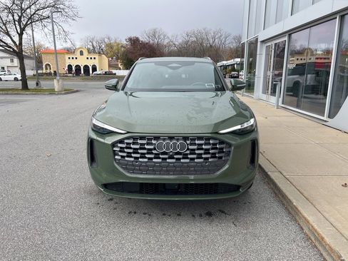 Used 2025 Audi Q5 Premium Plus w/ Premium Plus image 53