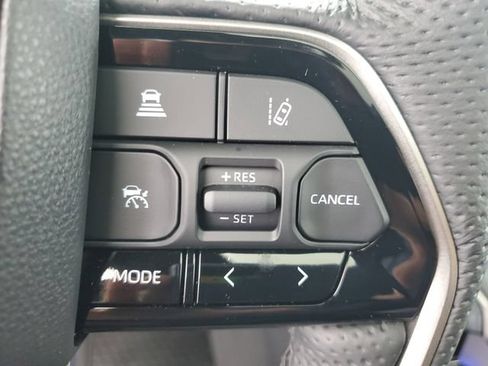 Used 2026 Toyota Tundra Platinum AWD/4WD image 24