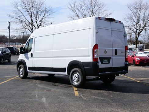 New 2025 RAM ProMaster 3500 w/ Cold Weather Group FWD image 7