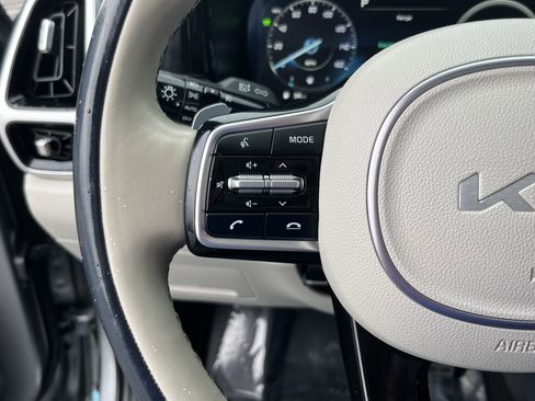 Used 2023 Kia Sorento SX Prestige image 20