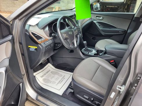 Used 2018 Hyundai Santa Fe Sport w/ 2.0T Ultimate Tech Package 05 image 10