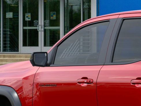 New 2026 Chevrolet Colorado ZR2 w/ Technology Package image 12