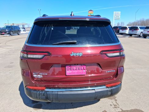 Used 2022 Jeep Grand Cherokee L Limited image 5