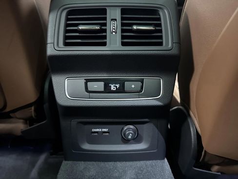 Used 2025 Audi Q5 2.0T Premium Plus w/ Premium Plus Package image 33