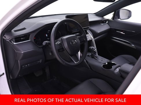 Used 2024 Toyota Venza Nightshade AWD/4WD image 3