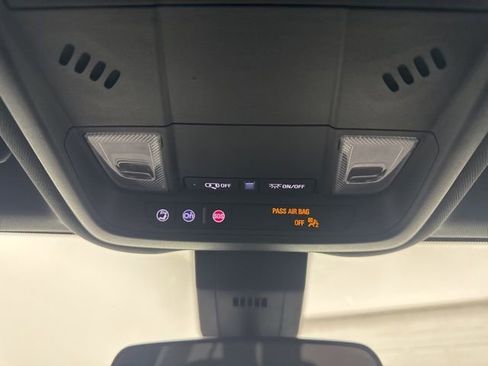 Used 2022 Chevrolet Equinox RS w/ RS Leather Package image 22