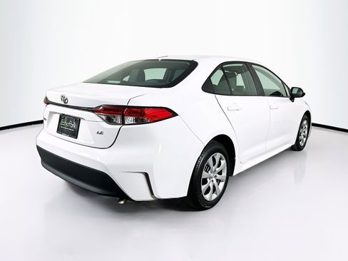 Used 2024 Toyota Corolla LE image 9