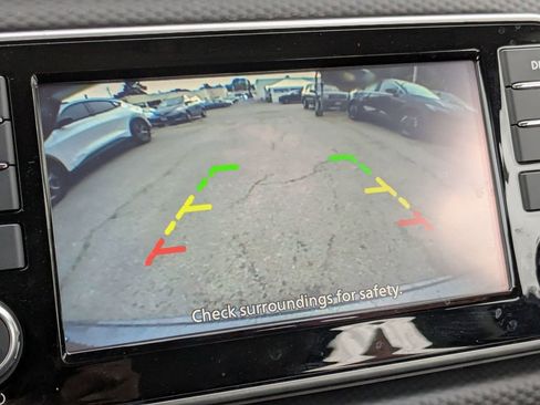 Certified 2025 Nissan Kicks Play S image 20