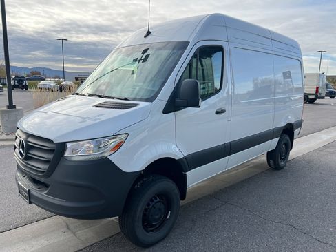 New 2025 Mercedes-Benz Sprinter 2500 image 5