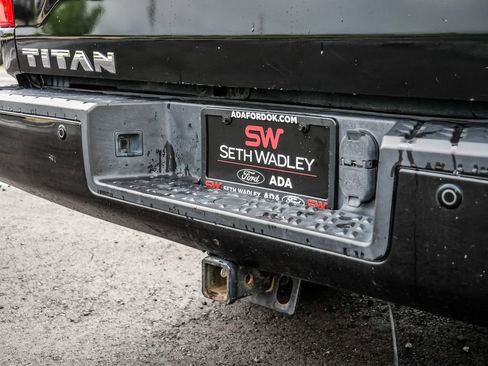 Used 2017 Nissan Titan SV AWD/4WD image 45