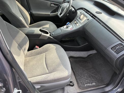 Used 2015 Toyota Prius Three FWD image 8