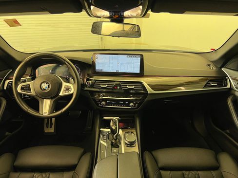 Certified 2023 BMW 530i w/ M Sport Package image 14