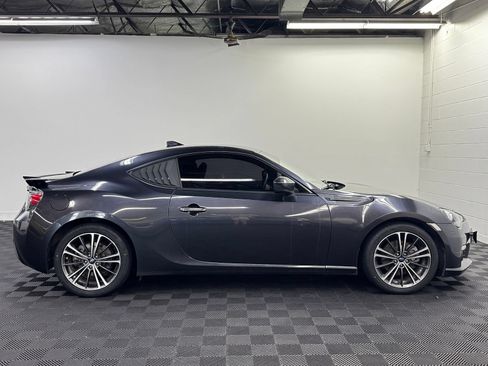 Used 2015 Subaru BRZ Limited w/ Popular Package #1A RWD image 4