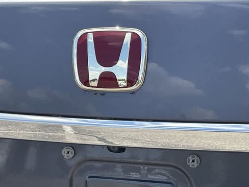 Used 2016 Honda Accord EX image 37