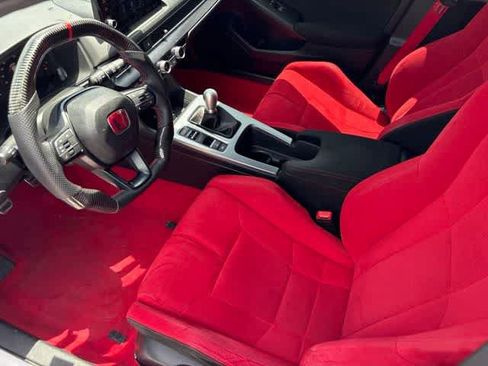 Used 2024 Honda Civic Type R image 9