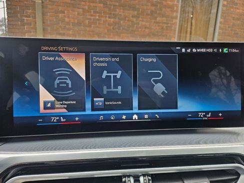 Used 2024 BMW i4 eDrive40 w/ Premium Package image 60