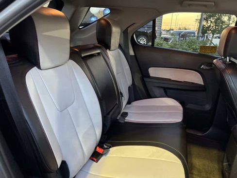 Used 2011 Chevrolet Equinox LT image 10