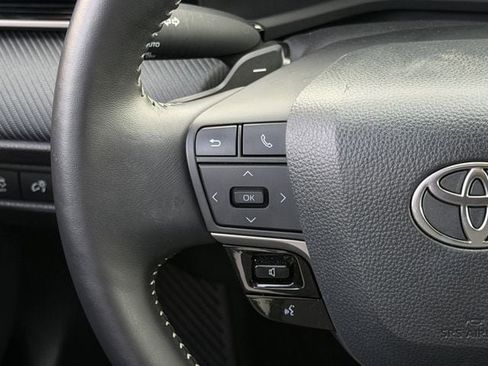 Certified 2025 Toyota Camry SE image 14