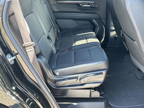 Used 2025 Chevrolet Tahoe LT image 15