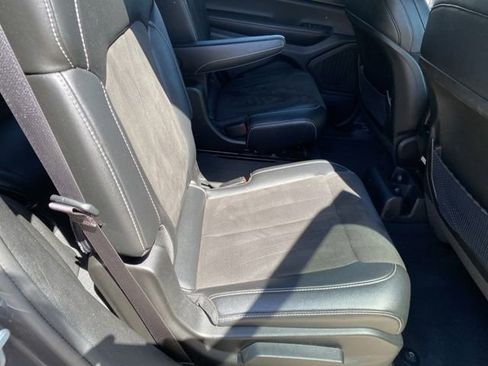 Used 2023 Jeep Grand Cherokee L Laredo AWD/4WD image 35