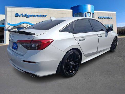 Used 2023 Honda Civic Sport image 6