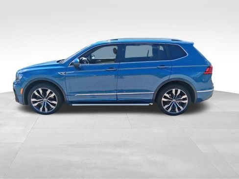 Used 2020 Volkswagen Tiguan SEL Premium R-Line w/ 3rd Row Seat Package AWD/4WD image 2