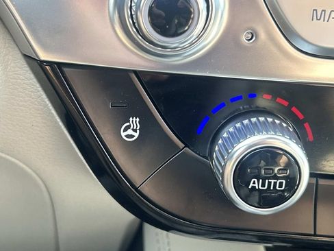 Used 2024 Kia Telluride SX Prestige w/ Towing Package AWD/4WD image 32